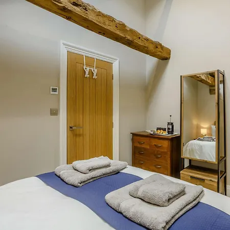 3 Bed In Skipton 84014 Holiday home *